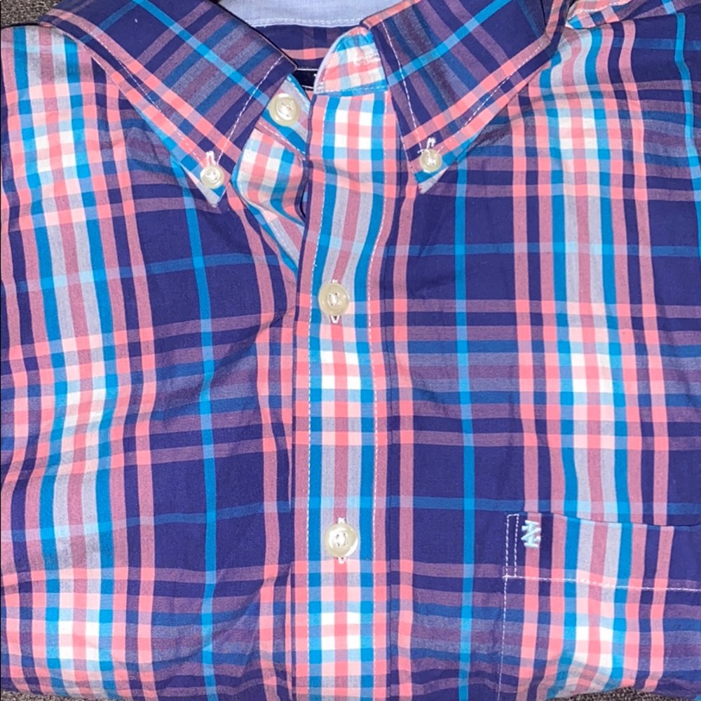 Men’s IZOD Long sleeve casual button down shirt 👔
